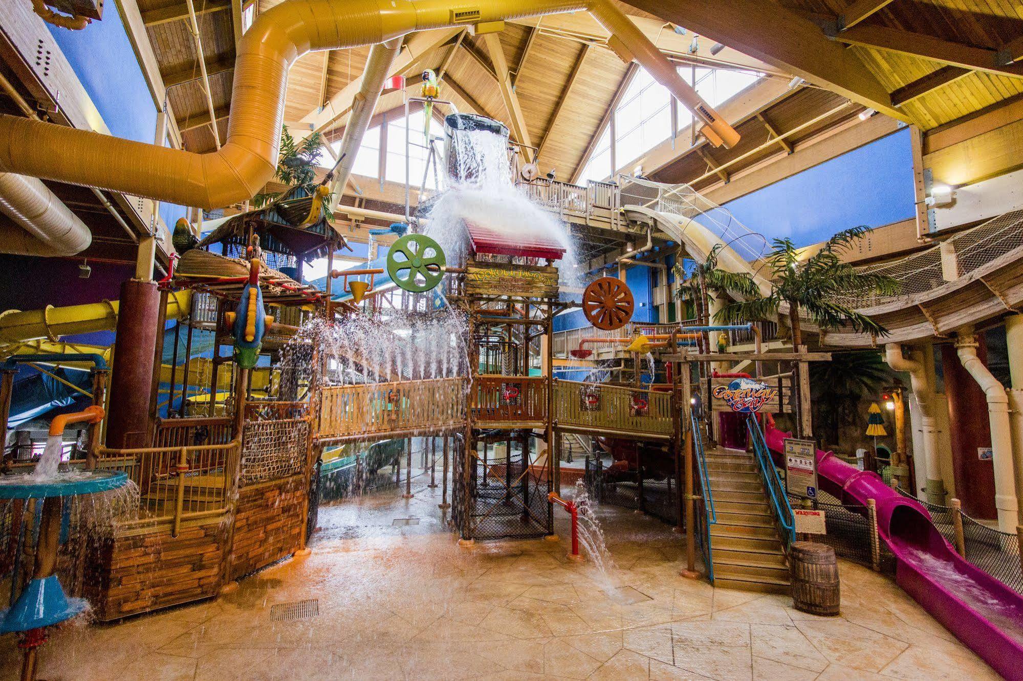 Castaway Bay By Cedar Point Resorts Сандаски Экстерьер фото